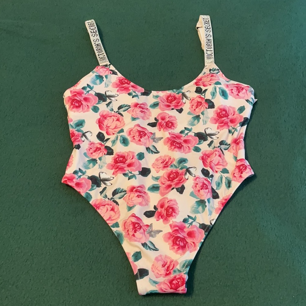 Victoria’s Secret Shine Strap Vardia One-Piece